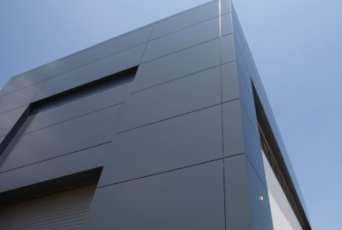 aluminum-plate-or-ACM-for-a-commercial-building